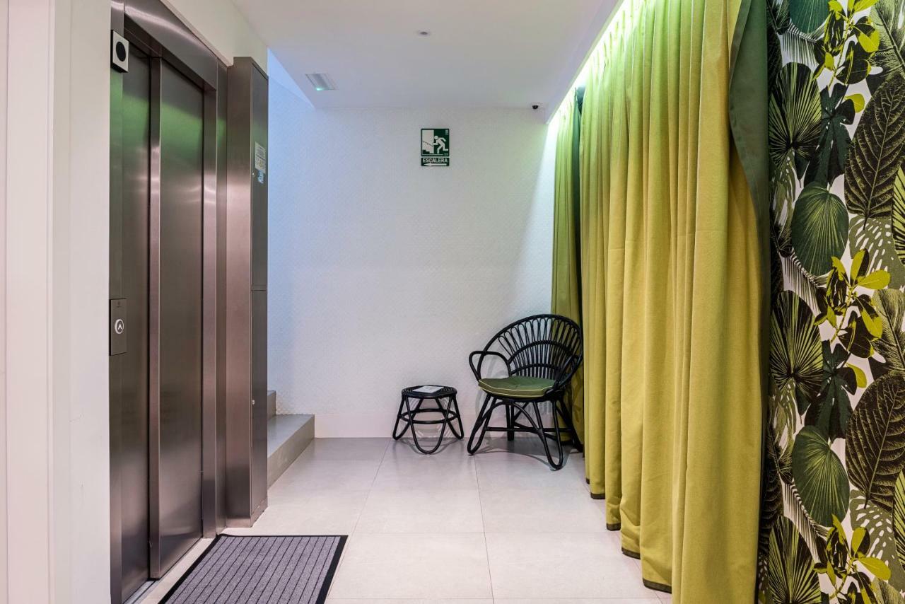 Apartamentos Y Estudios Centricos Conil Home Suite Conil De La Frontera Exterior photo